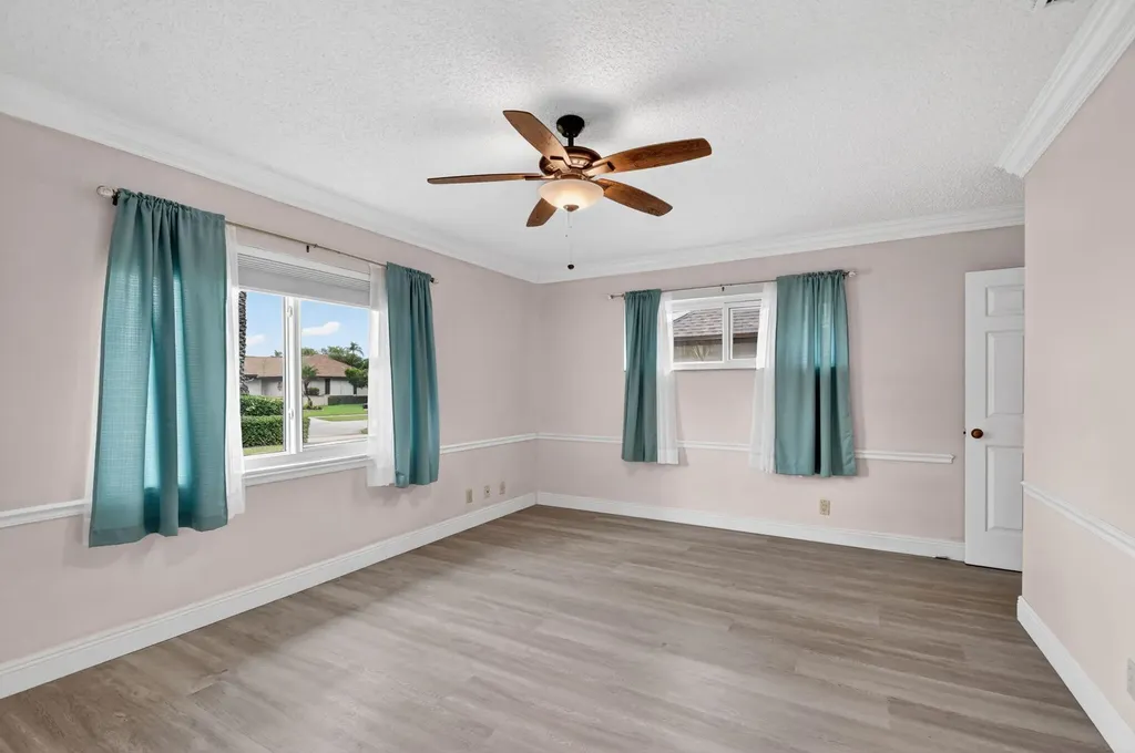 10460 Greentrail Drive N Boynton Beach FL 33436