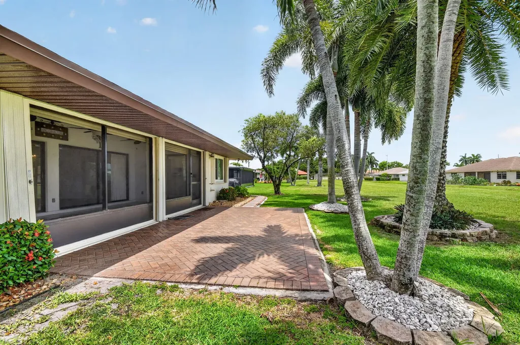 10460 Greentrail Drive N Boynton Beach FL 33436