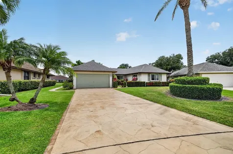 10460 Greentrail Drive N Boynton Beach FL 33436
