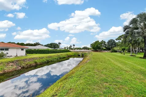 10460 Greentrail Drive N Boynton Beach FL 33436