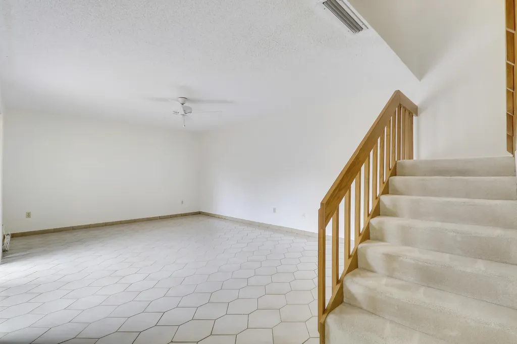 825 Center Street Jupiter FL 33458