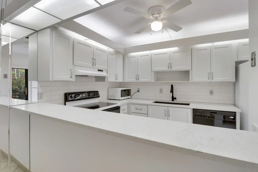 825 Center Street Jupiter FL 33458
