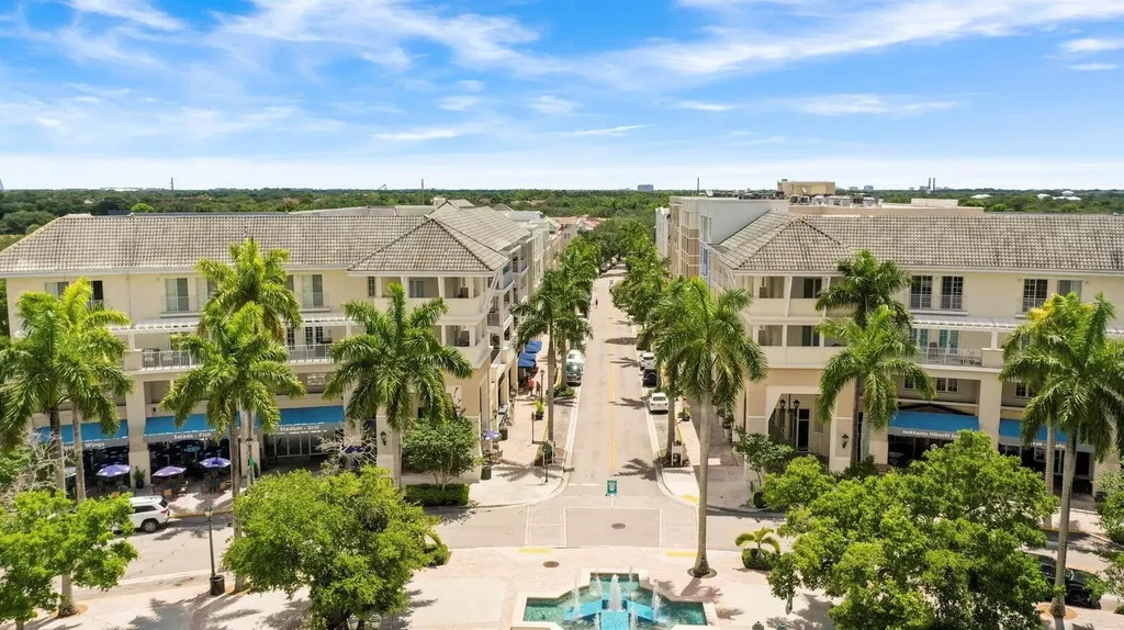825 Center Street Jupiter FL 33458