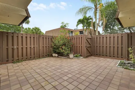 825 Center Street Jupiter FL 33458