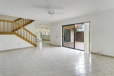 825 Center Street Jupiter FL 33458