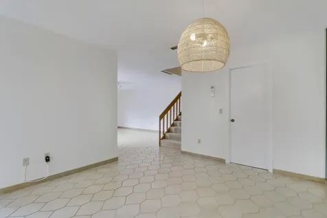 825 Center Street Jupiter FL 33458