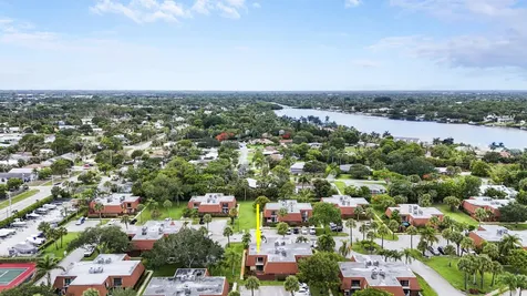 825 Center Street Jupiter FL 33458