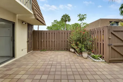 825 Center Street Jupiter FL 33458