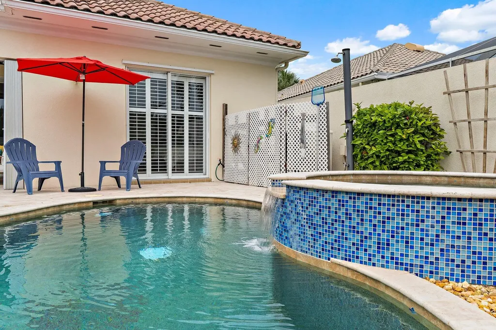 102 Euphrates Circle Palm Beach Gardens FL 33410