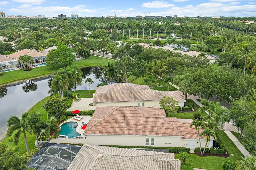 102 Euphrates Circle Palm Beach Gardens FL 33410