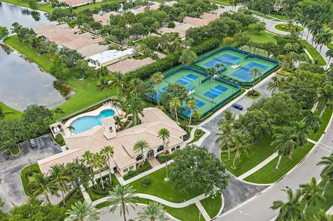 102 Euphrates Circle Palm Beach Gardens FL 33410