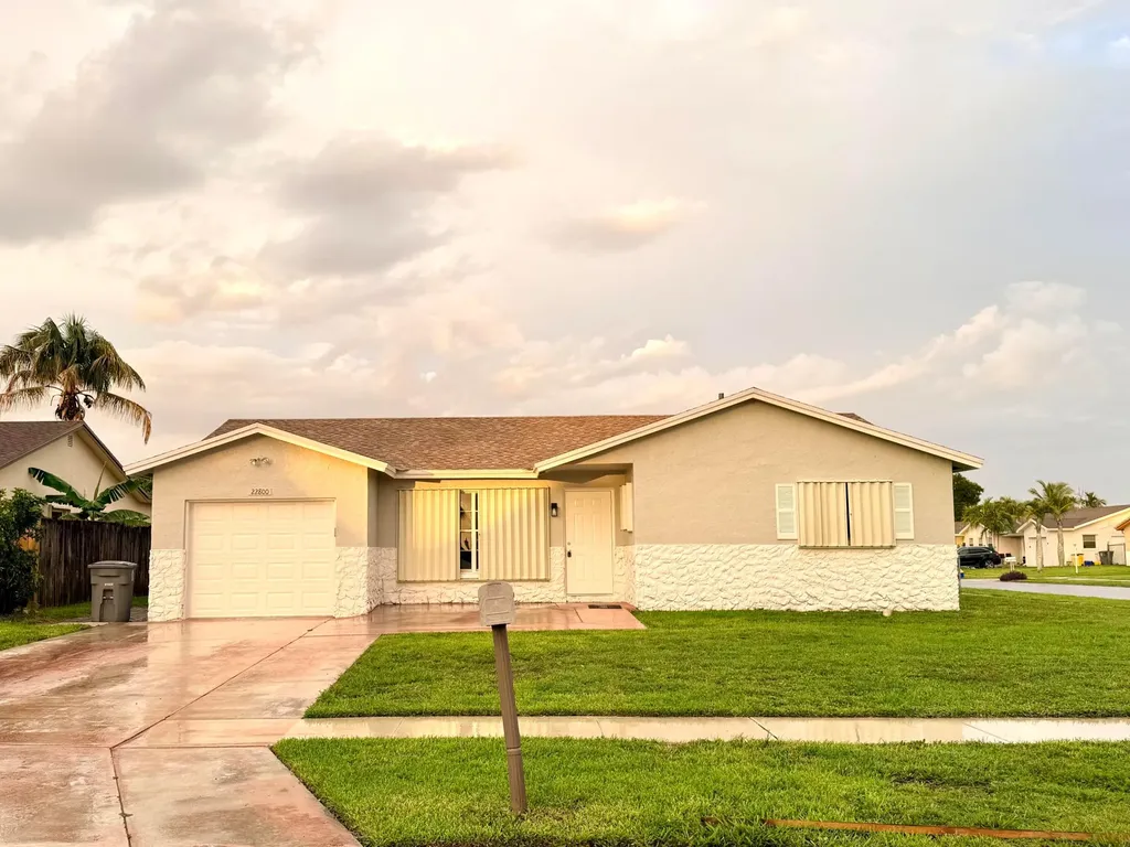 22800 SW 54th Way Boca Raton FL 33433