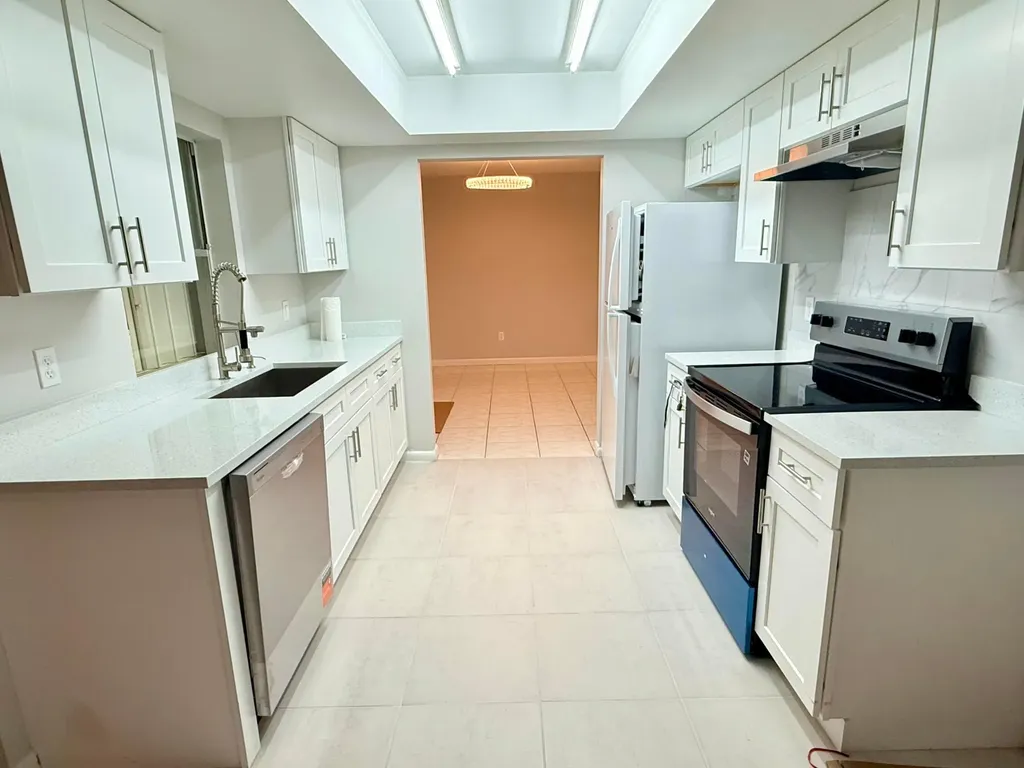 22800 SW 54th Way Boca Raton FL 33433
