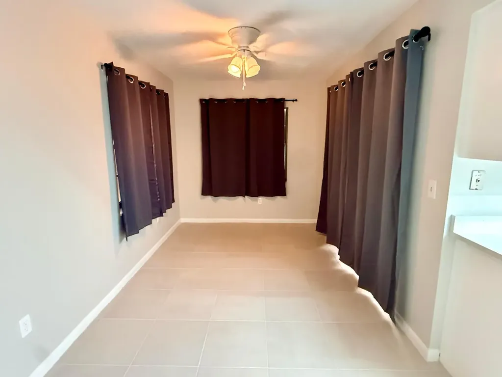 22800 SW 54th Way Boca Raton FL 33433