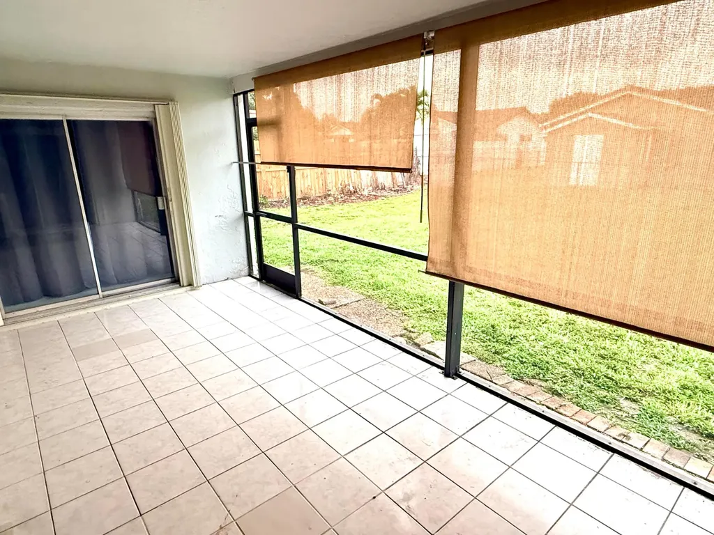 22800 SW 54th Way Boca Raton FL 33433