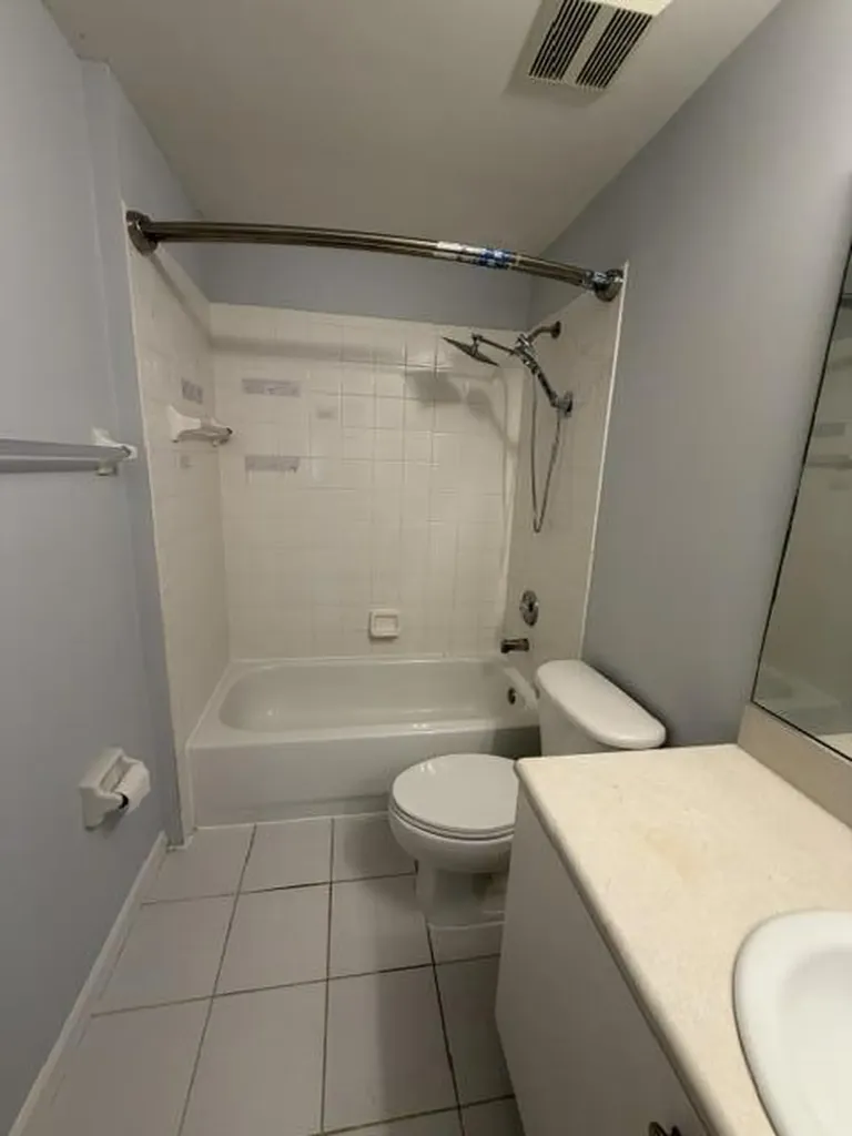 2440 NW 99th Way Sunrise FL 33322