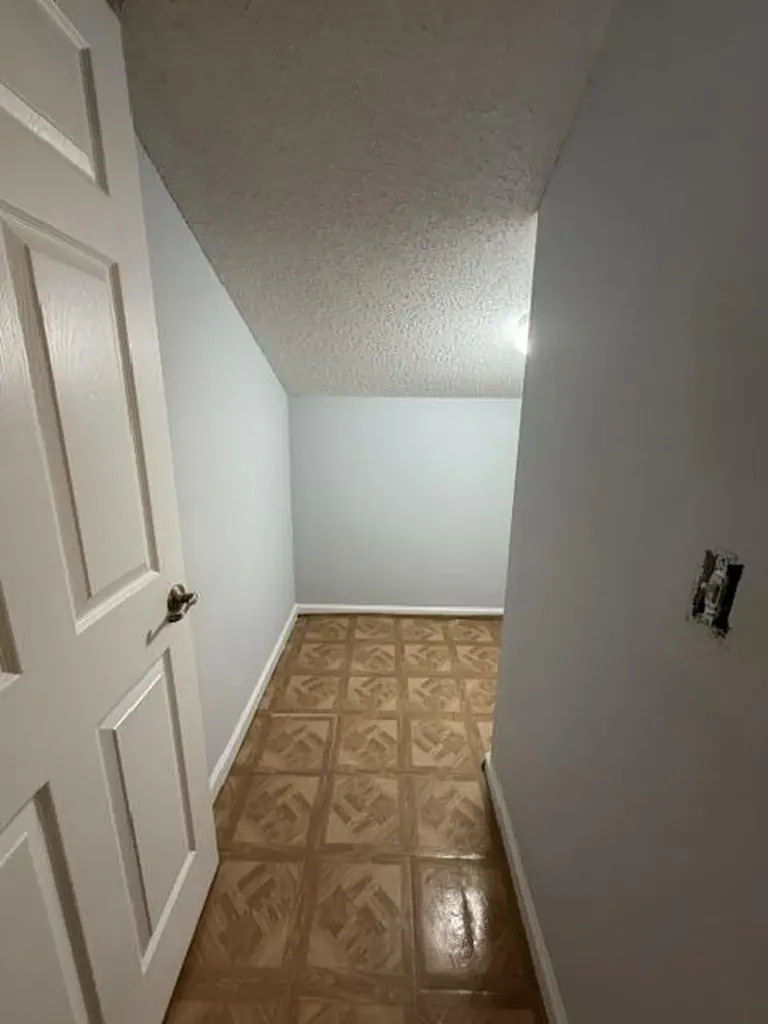 2440 NW 99th Way Sunrise FL 33322
