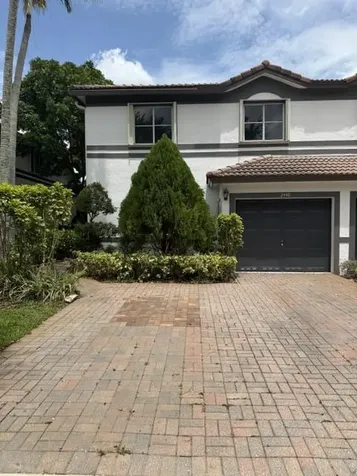 2440 NW 99th Way Sunrise FL 33322