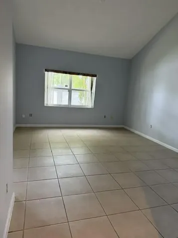 2440 NW 99th Way Sunrise FL 33322