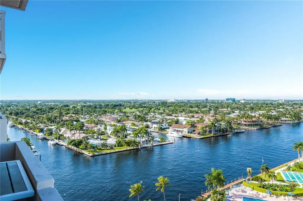 3233 NE 34th Street Fort Lauderdale FL 33308