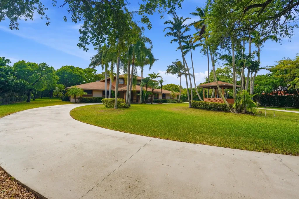 24210 SW 122nd Avenue SW Homestead FL 33032