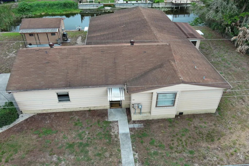 1013 9th Street Okeechobee FL 34974