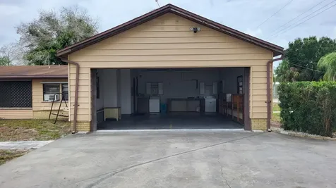 1013 9th Street Okeechobee FL 34974