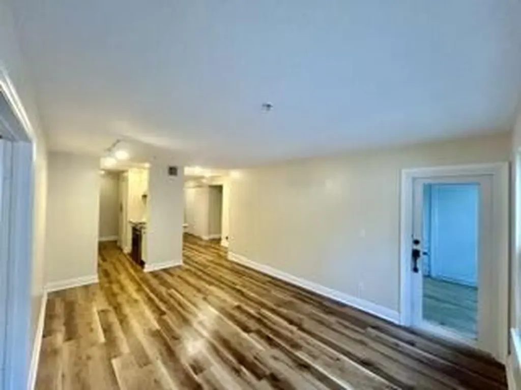 2305 N Congress Avenue Boynton Beach FL 33426