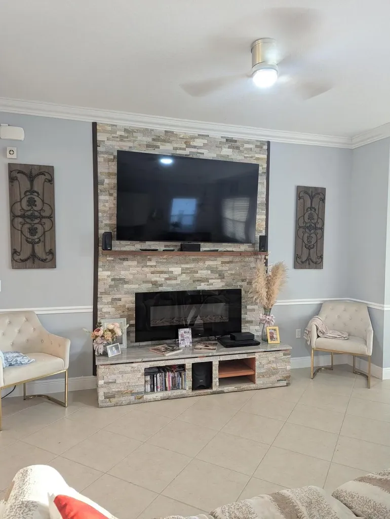 3011 Strada Court Royal Palm Beach FL 33411