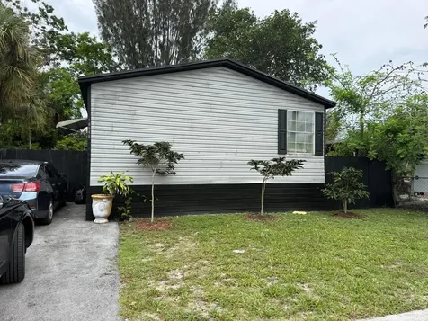 10548 W Sandalfoot Boulevard Boca Raton FL 33428