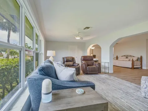 5800 W Fernley Drive W Greenacres FL 33415