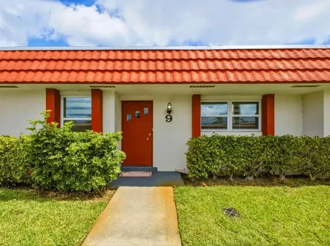 5800 W Fernley Drive W Greenacres FL 33415