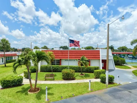 5800 W Fernley Drive W Greenacres FL 33415