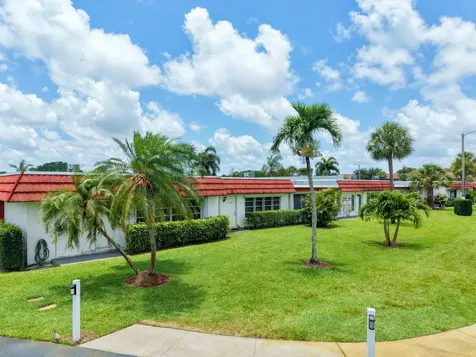 5800 W Fernley Drive W Greenacres FL 33415