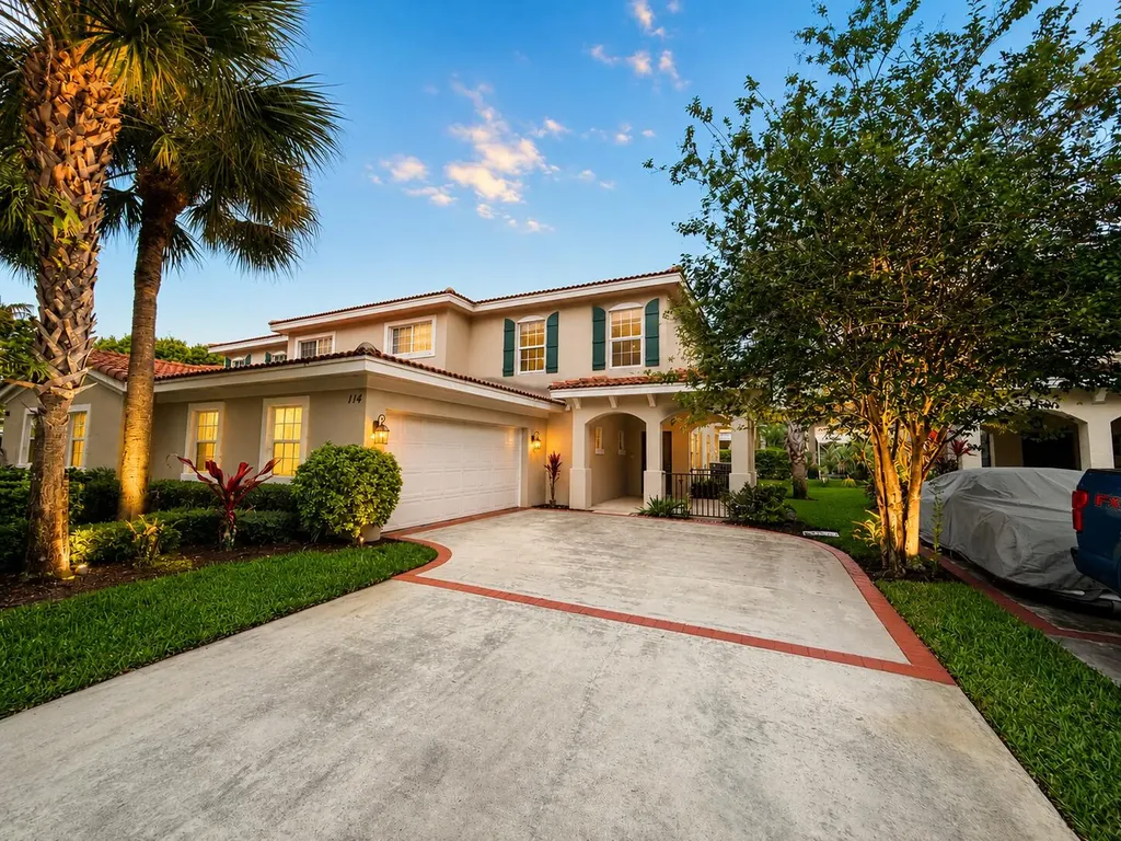 114 Owl Pointe Circle Jupiter FL 33458