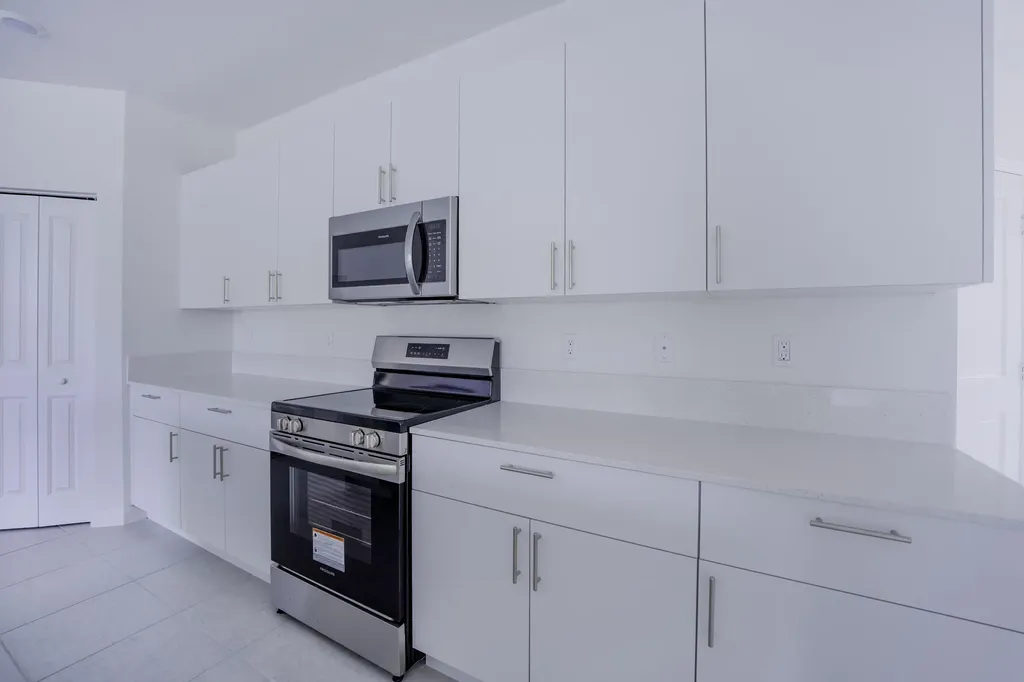 5838 Park Place Dania Beach FL 33312