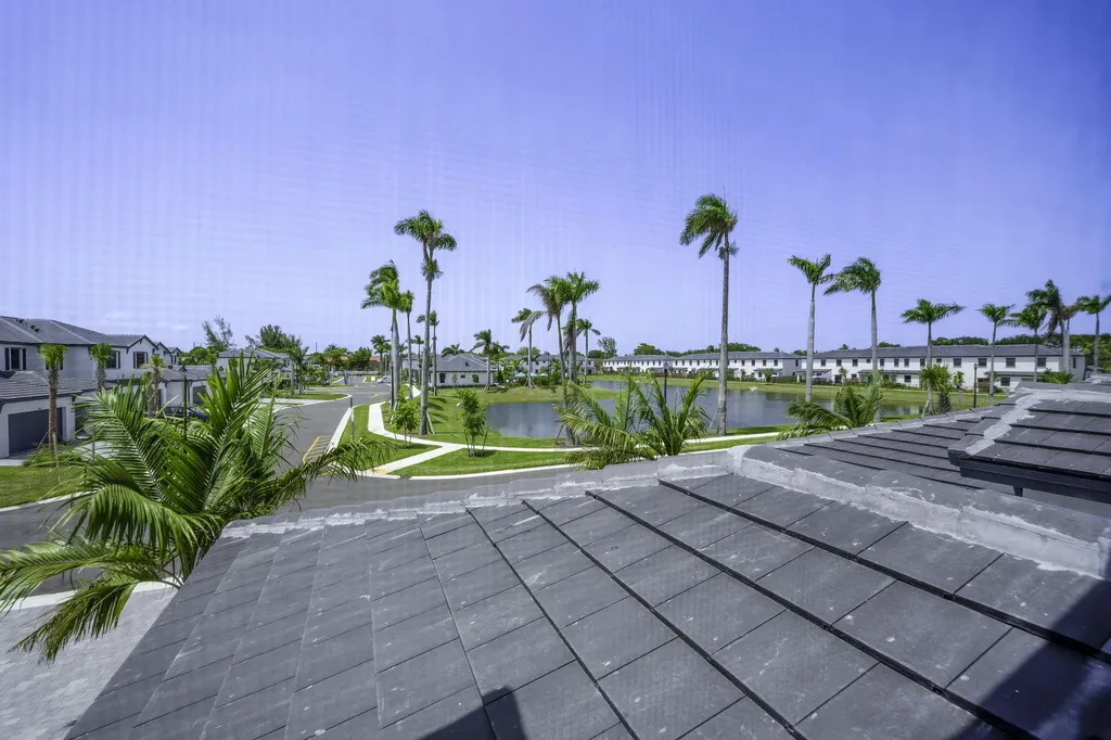 5838 Park Place Dania Beach FL 33312