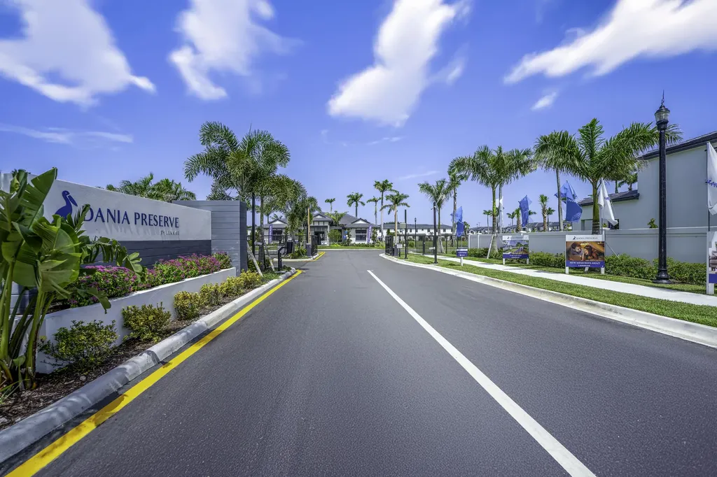 5838 Park Place Dania Beach FL 33312