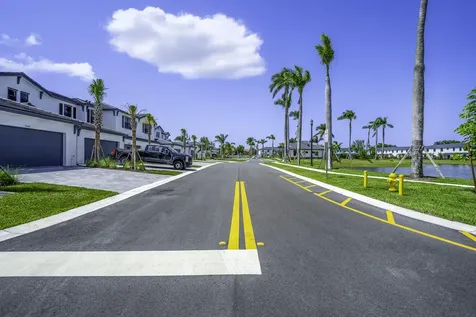 5838 Park Place Dania Beach FL 33312