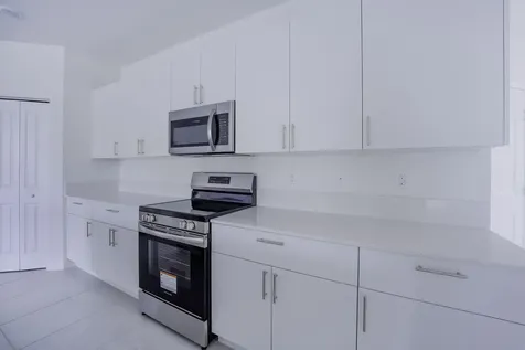 5838 Park Place Dania Beach FL 33312