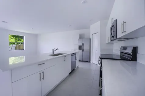 5838 Park Place Dania Beach FL 33312