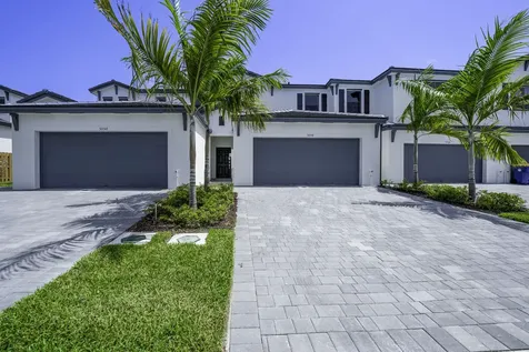 5838 Park Place Dania Beach FL 33312