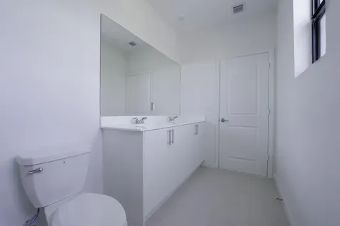 5838 Park Place Dania Beach FL 33312