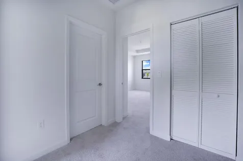 5838 Park Place Dania Beach FL 33312