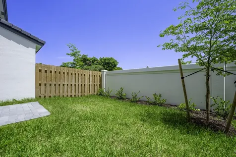 5838 Park Place Dania Beach FL 33312