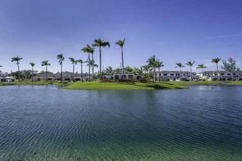 5838 Park Place Dania Beach FL 33312