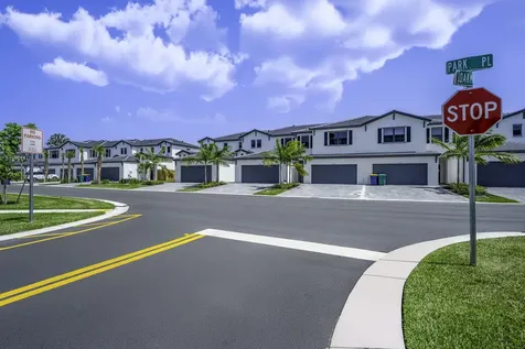 5838 Park Place Dania Beach FL 33312