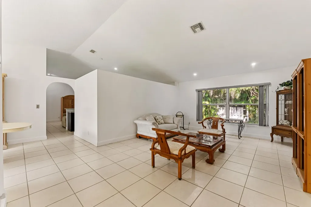 9532 NW 9th Court Plantation FL 33324