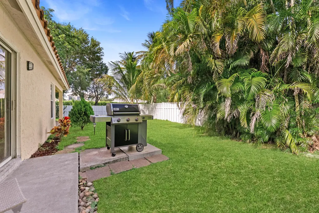 9532 NW 9th Court Plantation FL 33324