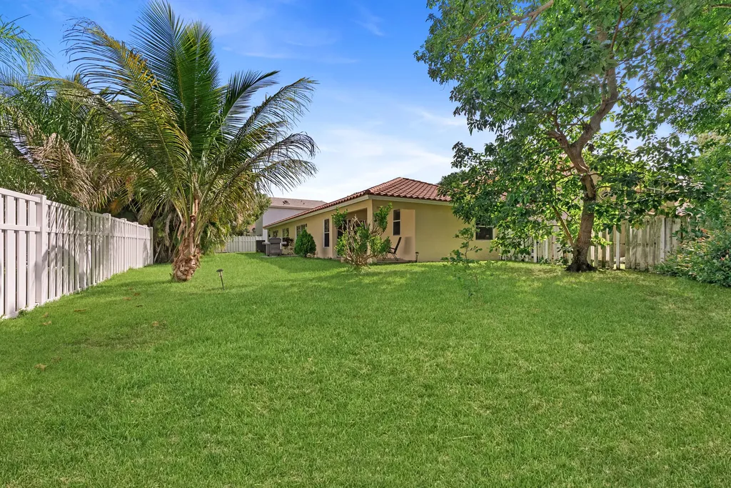 9532 NW 9th Court Plantation FL 33324